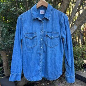 Iconic Western Denim Shirt Size Medium 100% Cotton